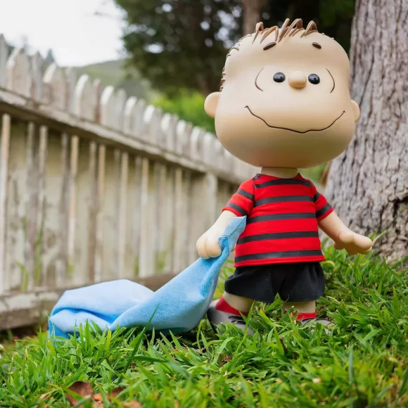 Super7 Peanuts^Peanuts Supersize - Linus With Blanket